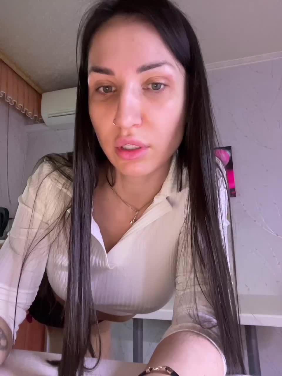 View or download file _ann_ on 2023-02-11 from bongacams