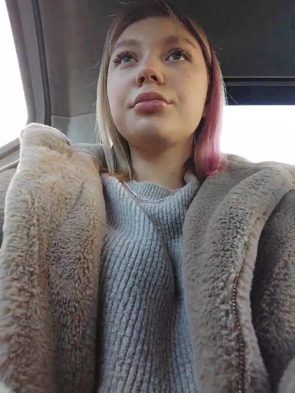 View or download file isabellast on 2023-02-12 from bongacams