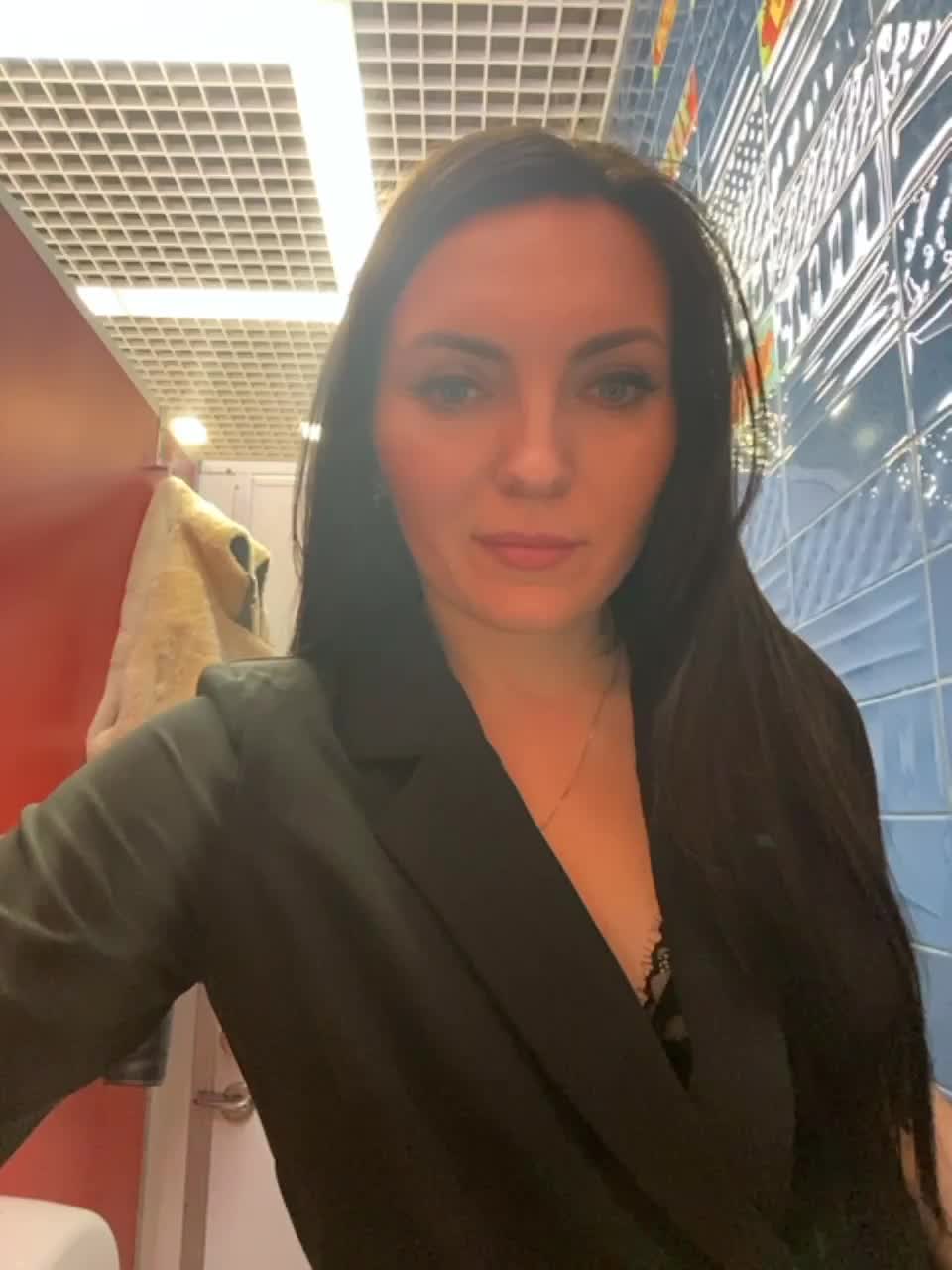 View or download file divora on 2023-02-13 from bongacams