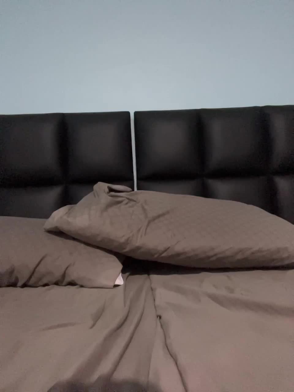 View or download file 7miia7 on 2023-02-14 from bongacams