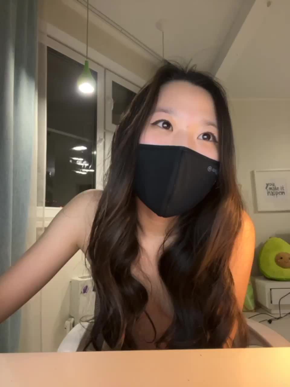 View or download file hellerney on 2023-02-15 from bongacams