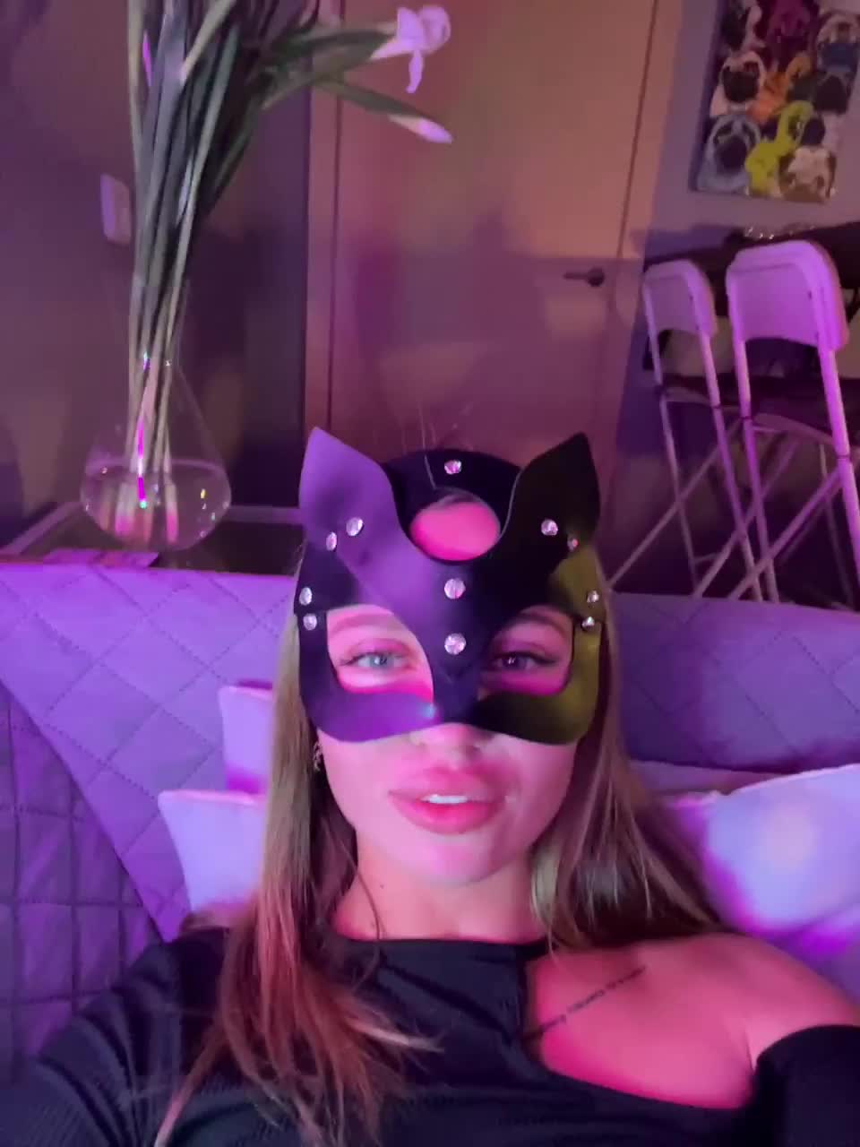 View or download file nataliecroys on 2023-02-15 from bongacams