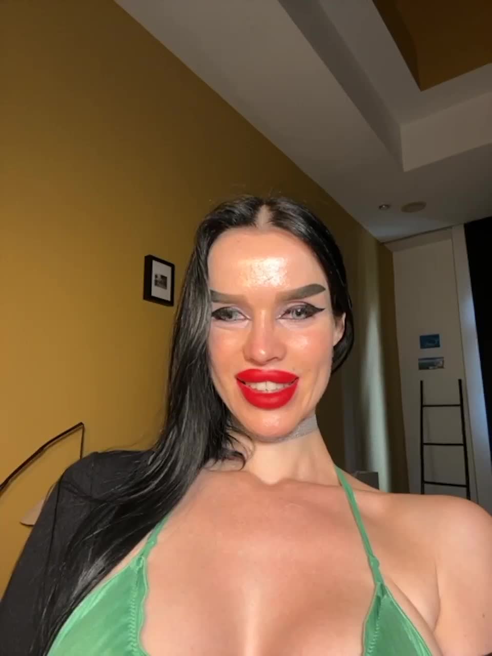 View or download file pantherrra on 2023-02-15 from bongacams