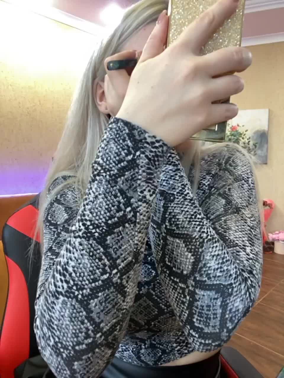 View or download file succubz on 2023-02-15 from bongacams