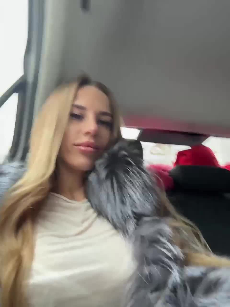 View or download file blondinochkaa on 2023-02-16 from bongacams