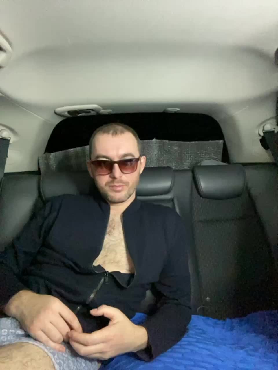 View or download file tchlen1 on 2023-02-16 from bongacams