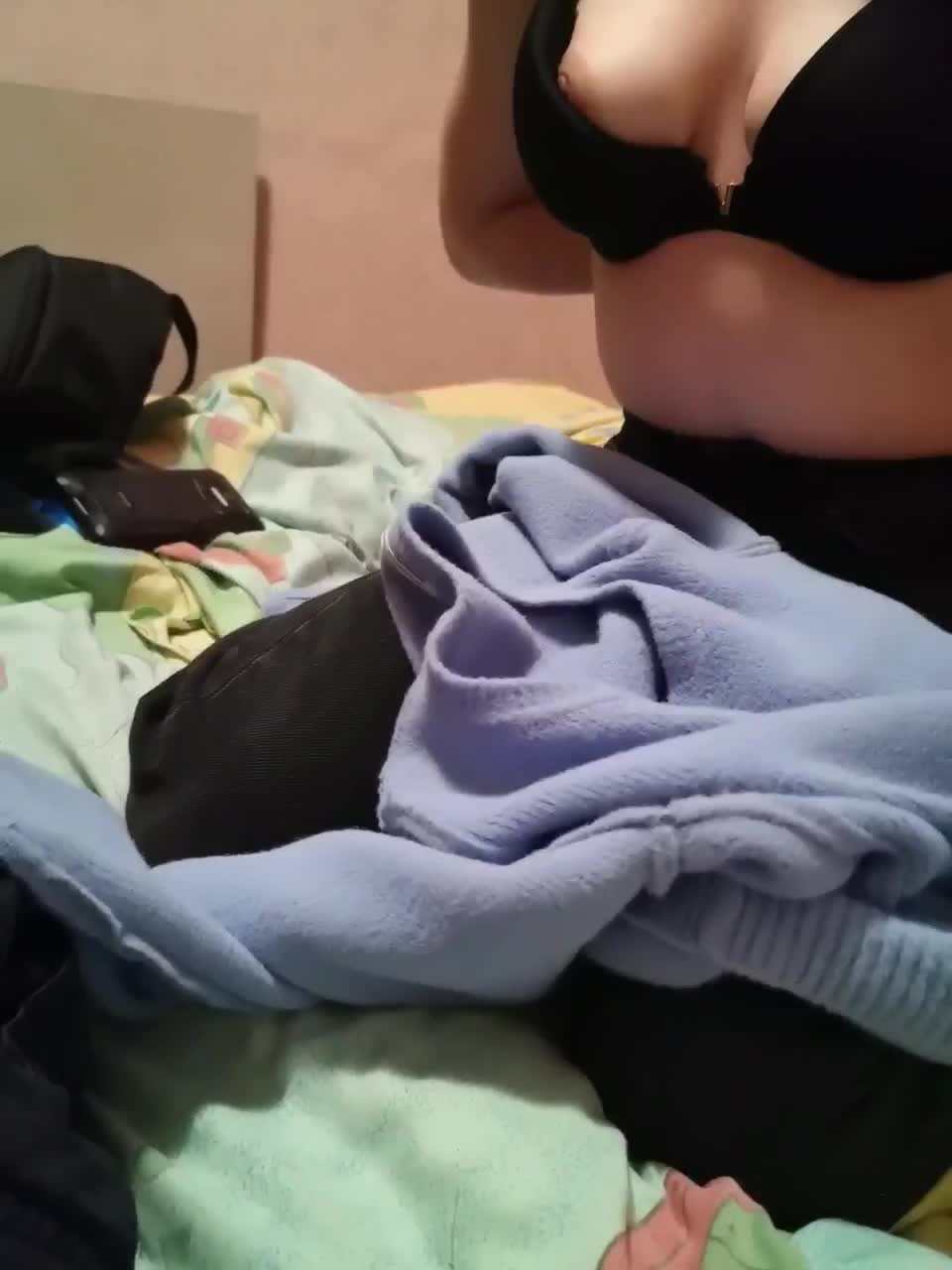 View or download file vikuska18 on 2023-02-16 from bongacams