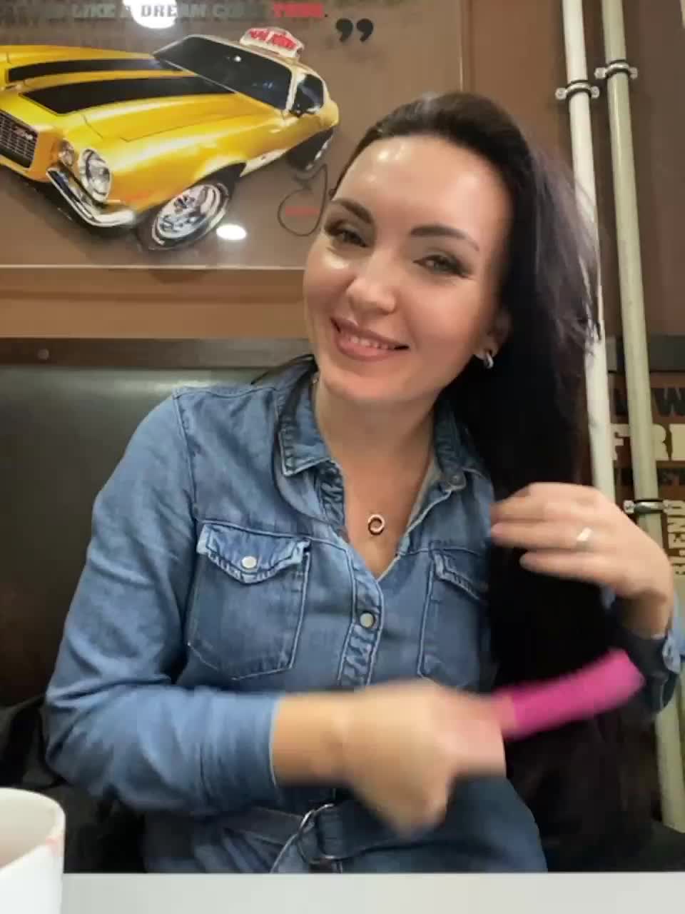 View or download file divora on 2023-02-18 from bongacams