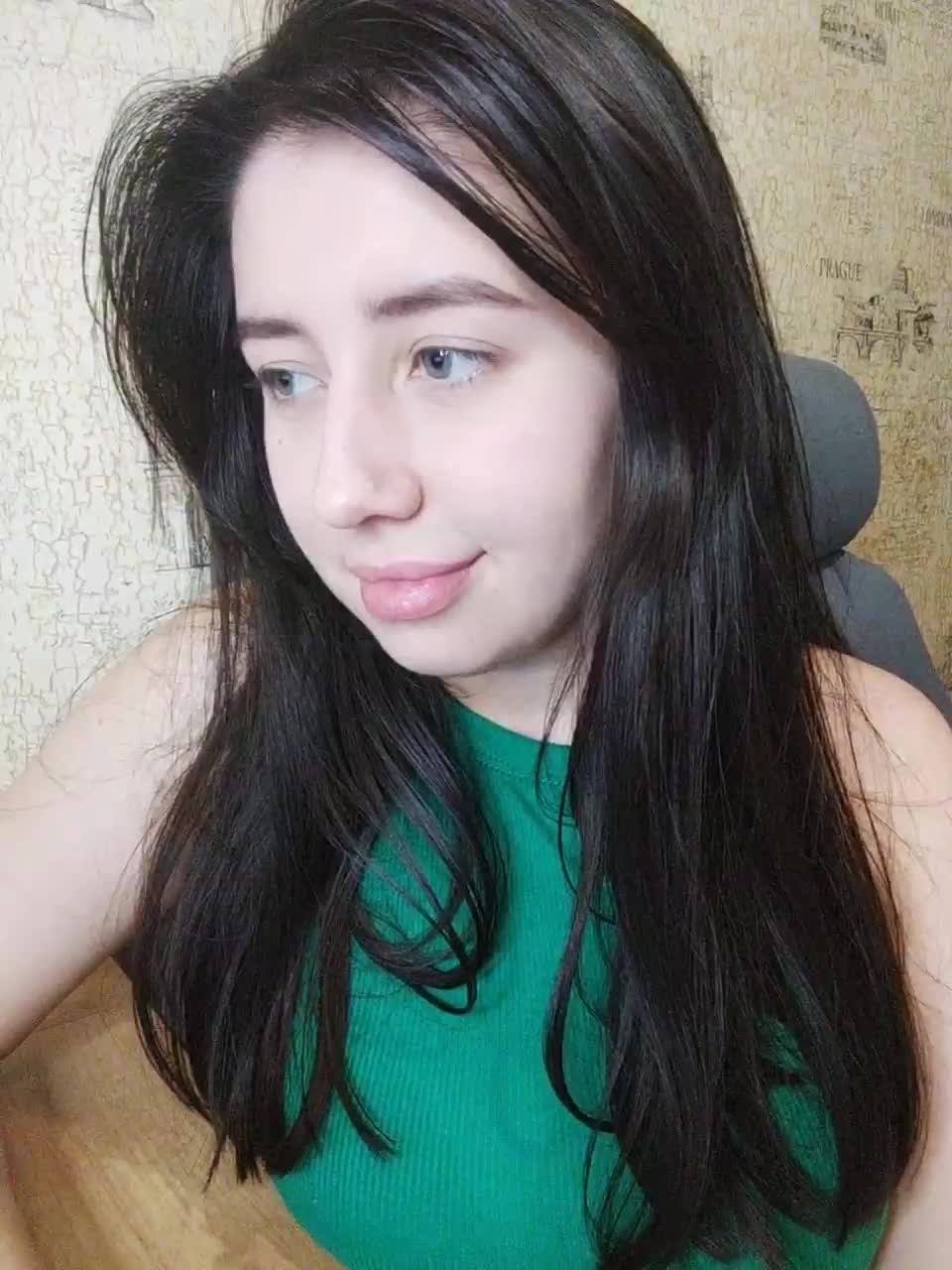 View or download file mialiahot on 2023-02-18 from bongacams