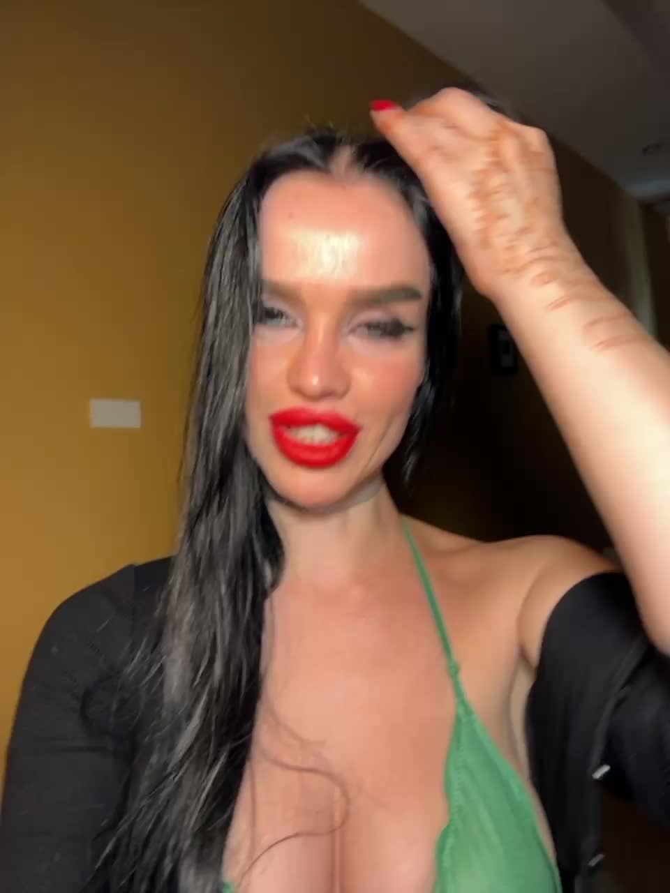 View or download file pantherrra on 2023-02-18 from bongacams