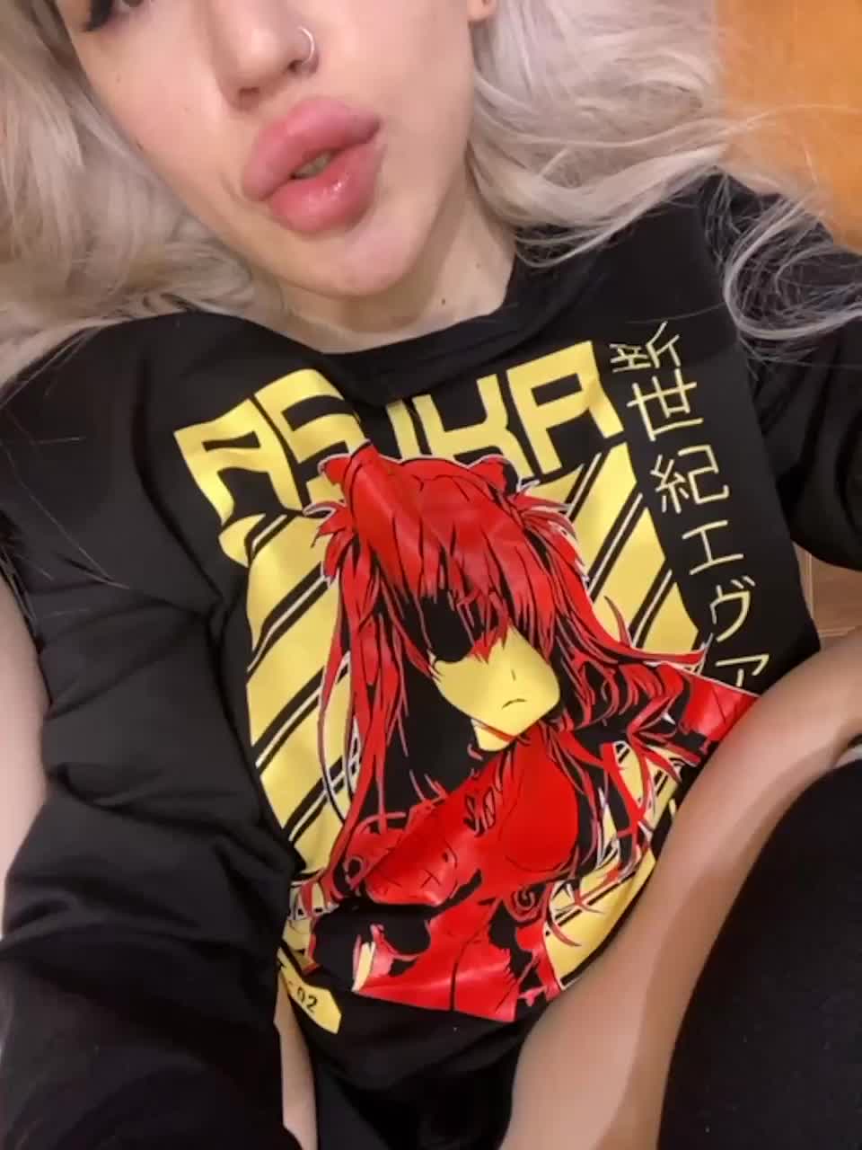 View or download file succubz on 2023-02-18 from bongacams