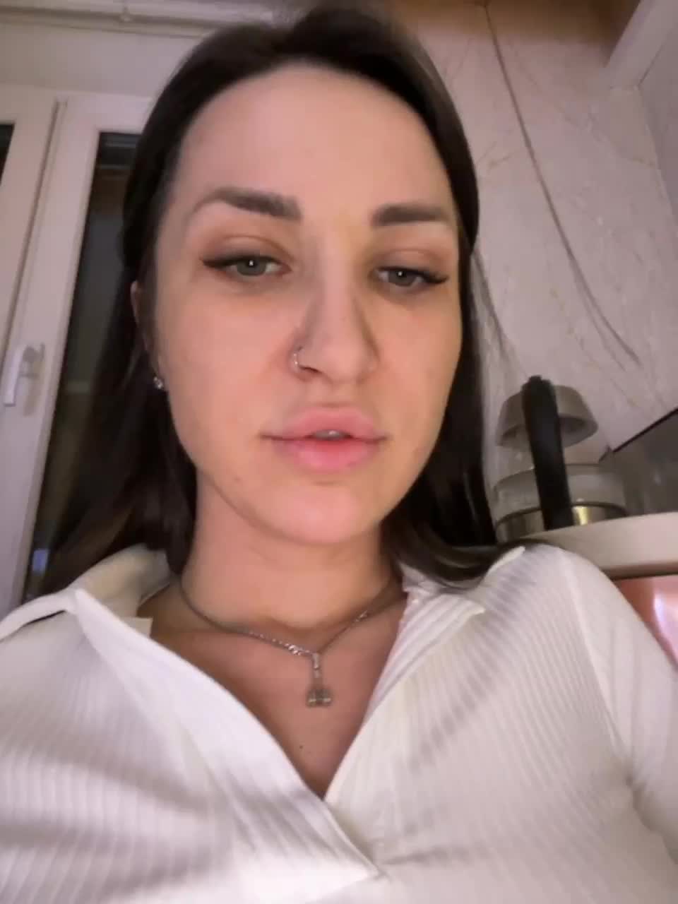 View or download file _ann_ on 2023-02-19 from bongacams