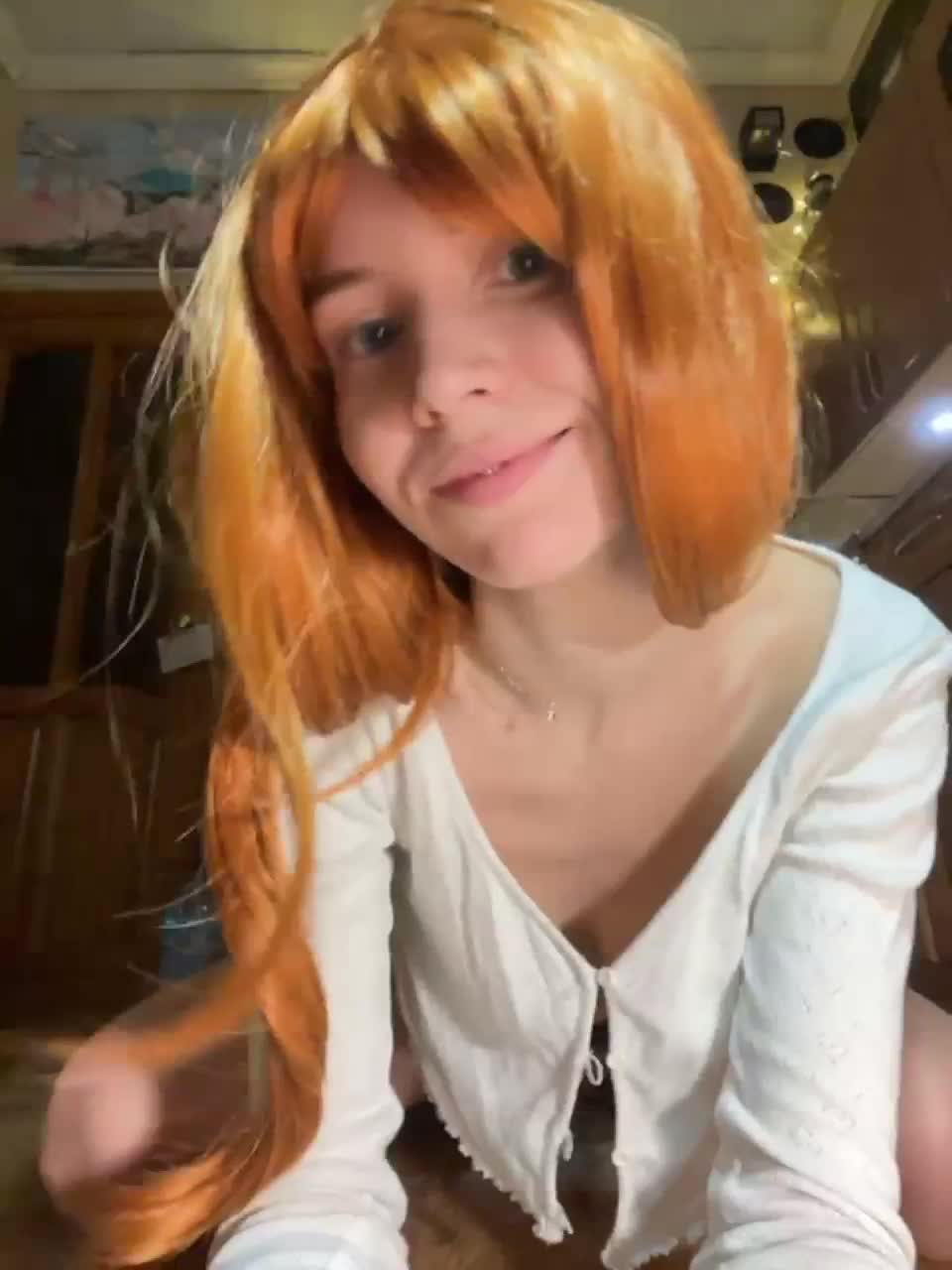 View or download file kika_co on 2023-02-19 from bongacams