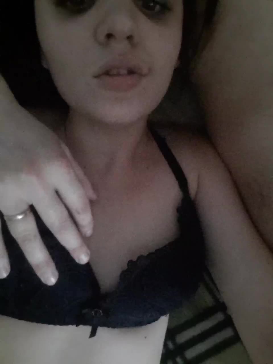 View or download file shark69shark on 2023-02-19 from bongacams