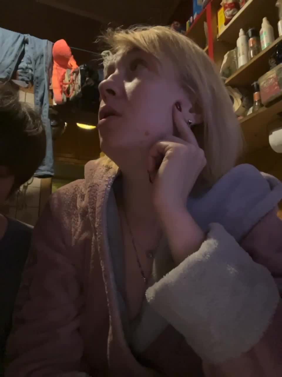 View or download file cradle91 on 2023-02-21 from bongacams