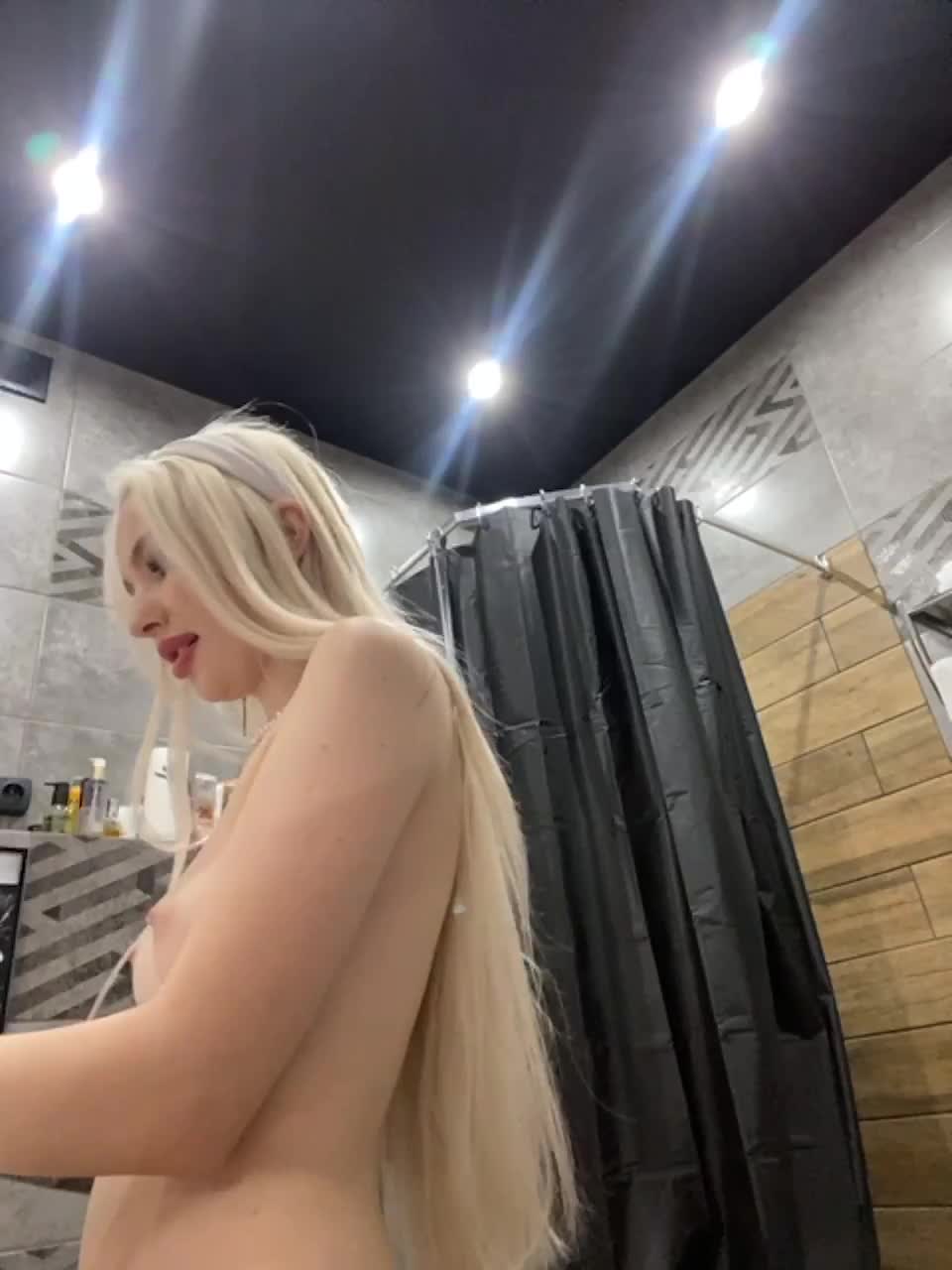 View or download file dark_willow on 2023-02-21 from bongacams