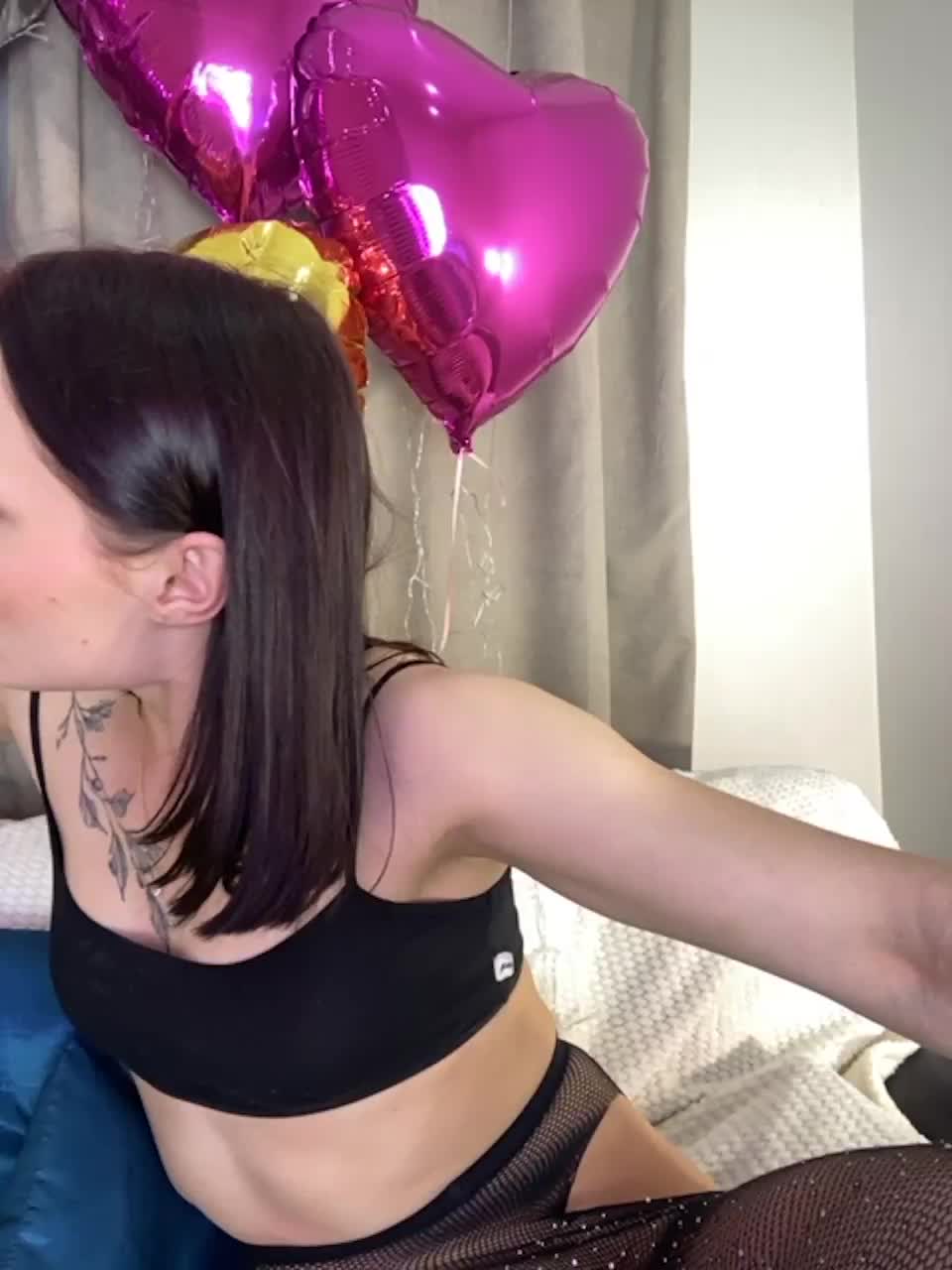 View or download file marmeladdka on 2023-02-21 from bongacams