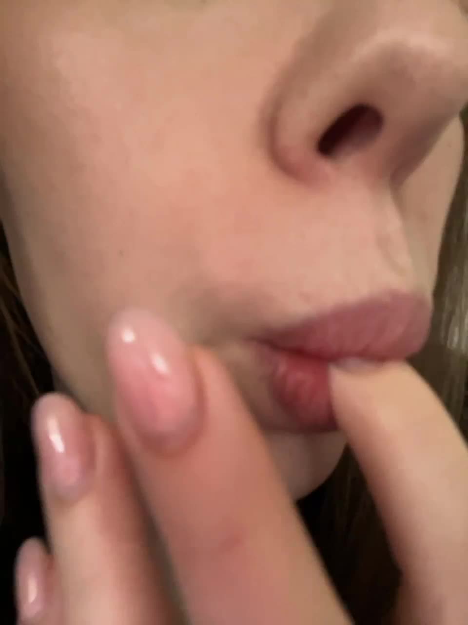 View or download file moon_shards on 2023-02-21 from bongacams