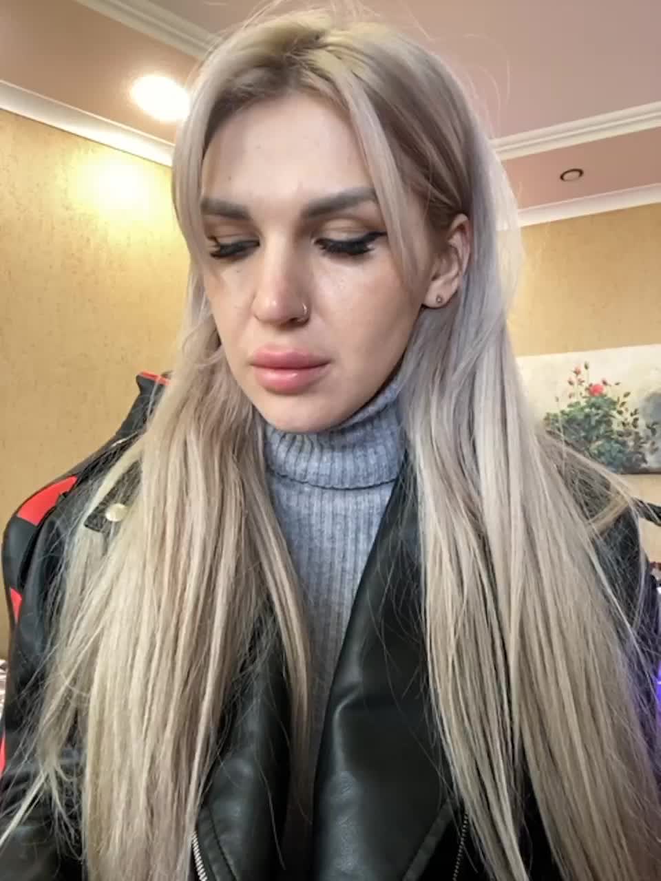 View or download file succubz on 2023-02-21 from bongacams