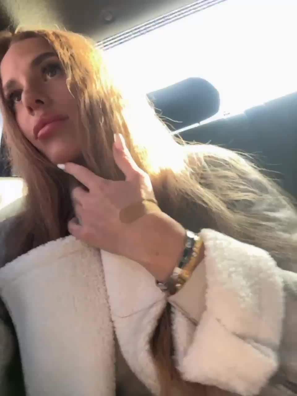 View or download file blondinochkaa on 2023-02-22 from bongacams