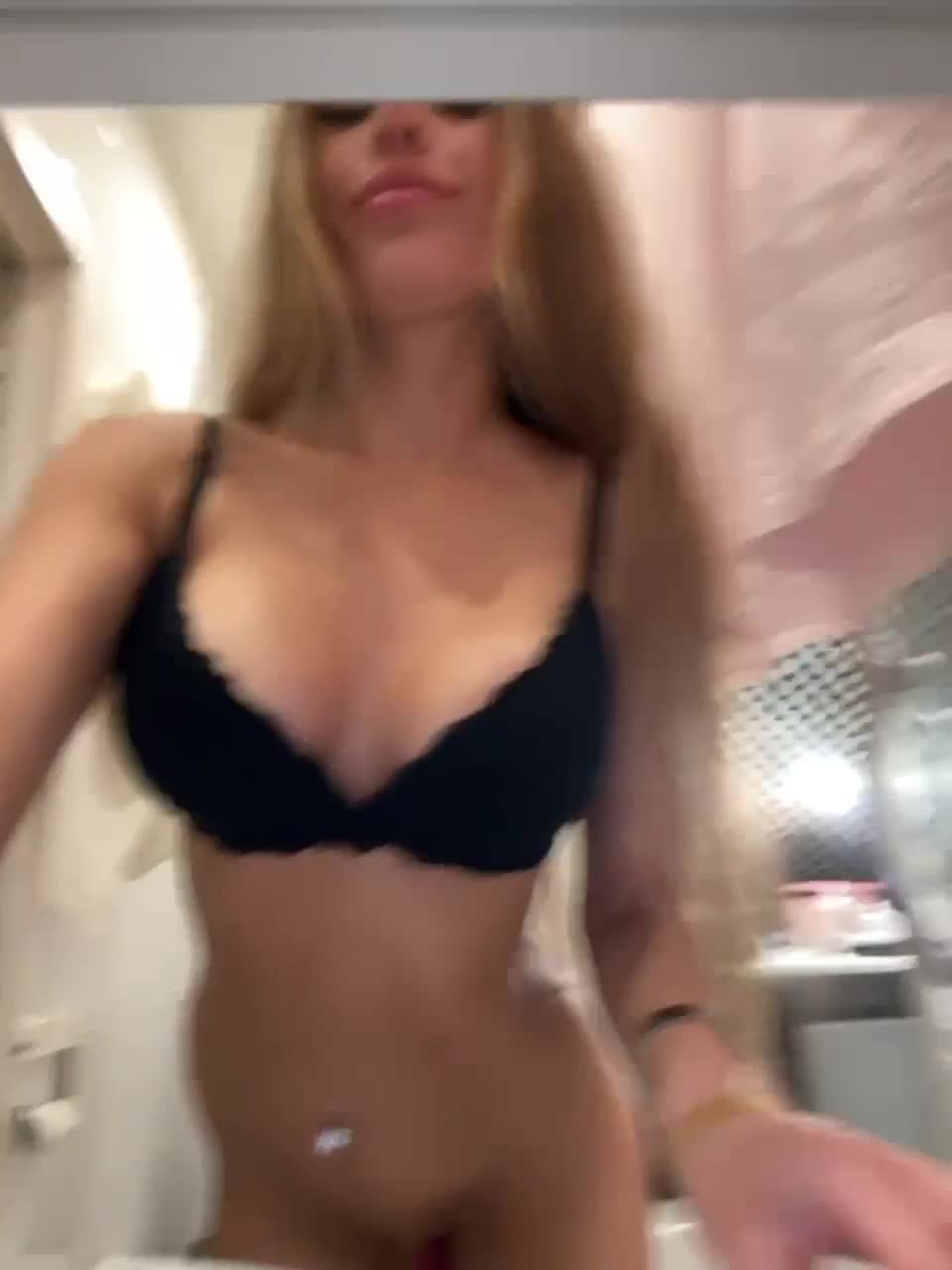 View or download file blondinochkaa on 2023-02-22 from bongacams