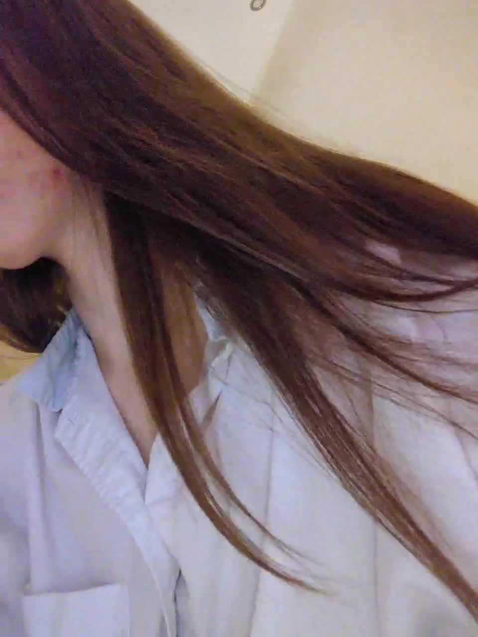 View or download file emilyev4ns on 2023-02-22 from bongacams