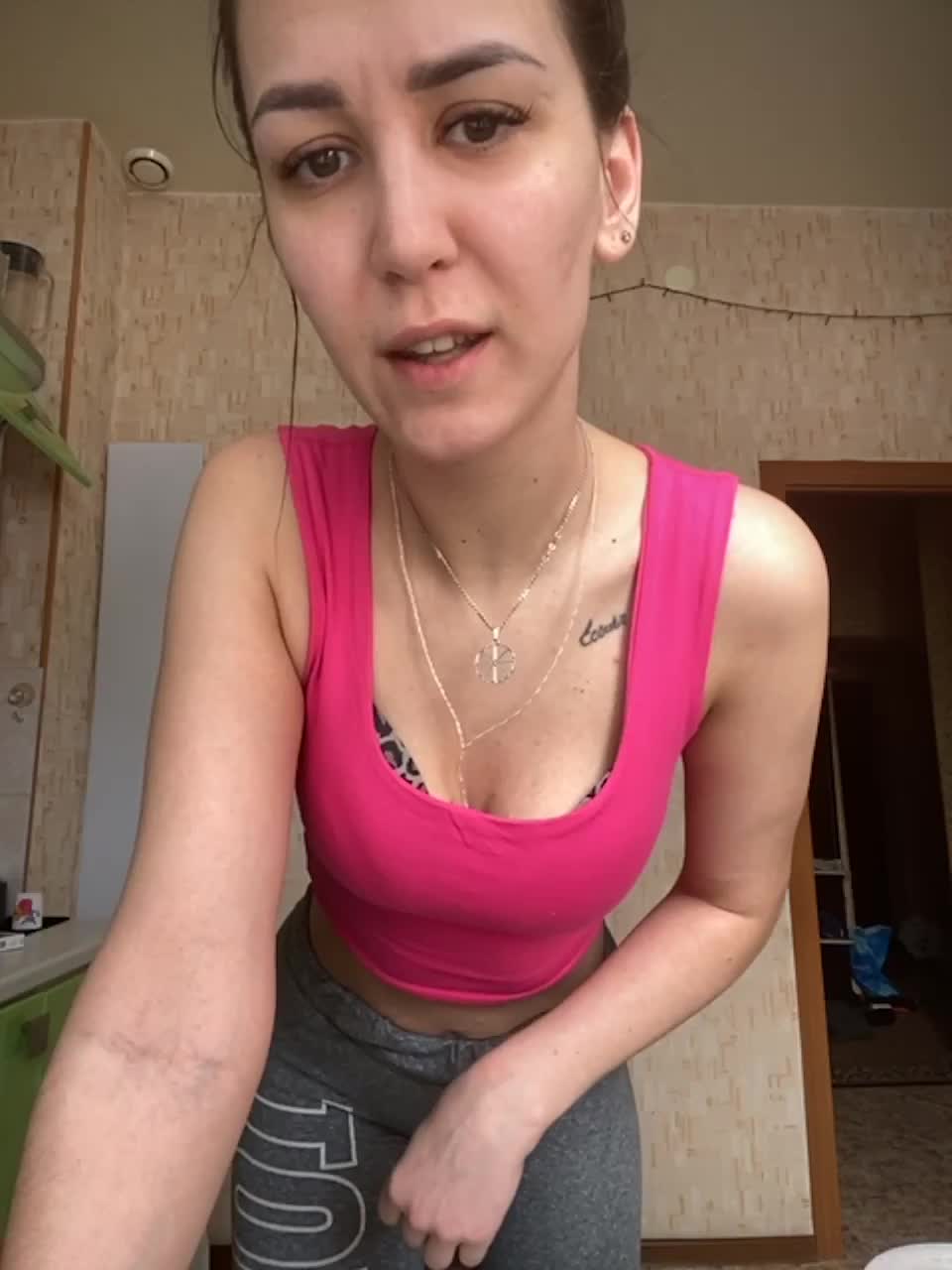 View or download file honeypussixxx on 2023-02-22 from bongacams