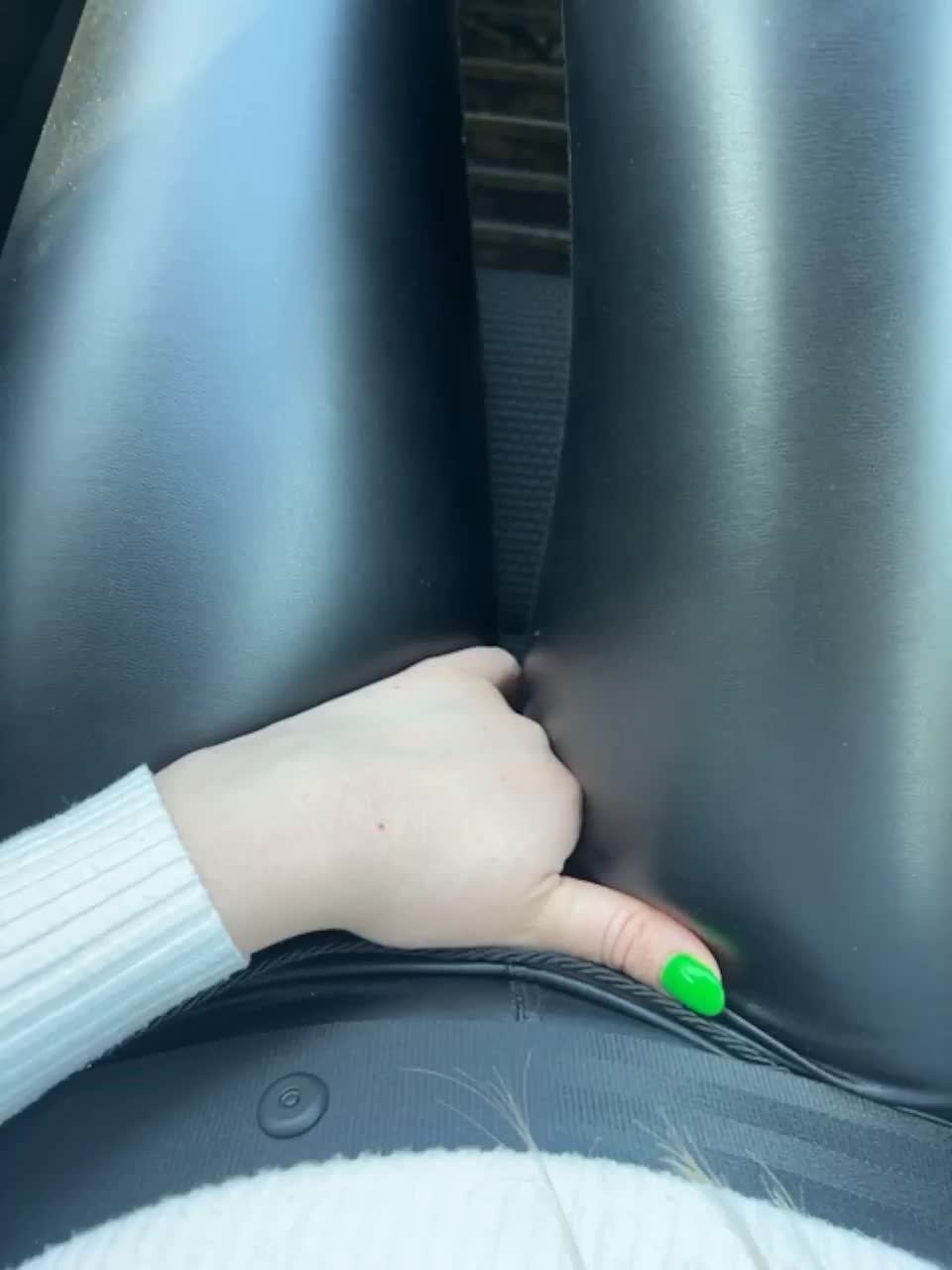 View or download file varadderoo on 2023-02-22 from bongacams