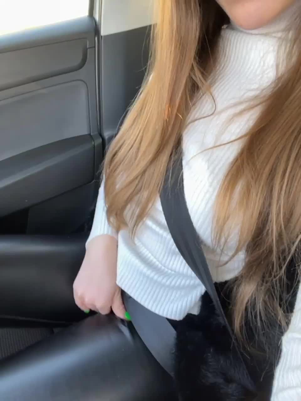 View or download file varadderoo on 2023-02-22 from bongacams