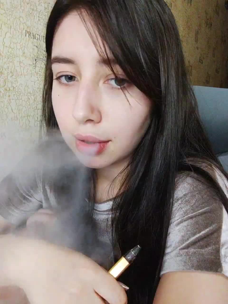 View or download file mialiahot on 2023-02-23 from bongacams