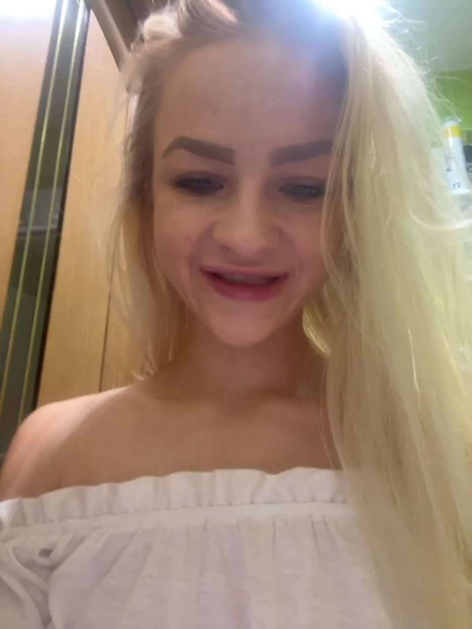 View or download file sex_blonda on 2023-02-23 from bongacams