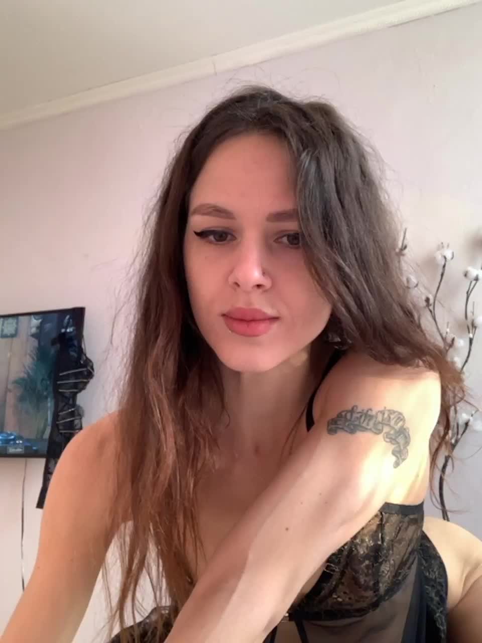 View or download file shawty420 on 2023-02-23 from bongacams