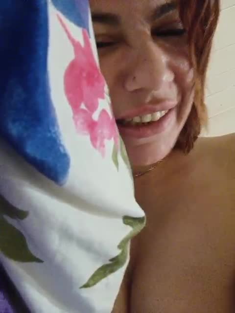 View or download file gold_model on 2023-02-24 from bongacams