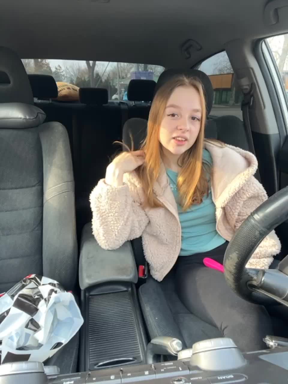 View or download file dandimilk on 2023-02-25 from bongacams