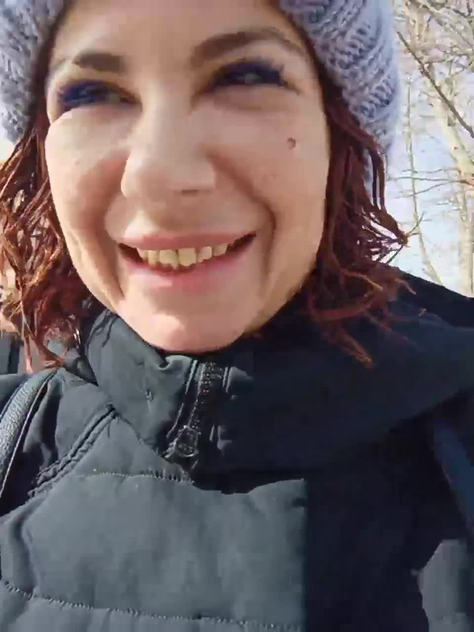 View or download file gold_model on 2023-02-25 from bongacams