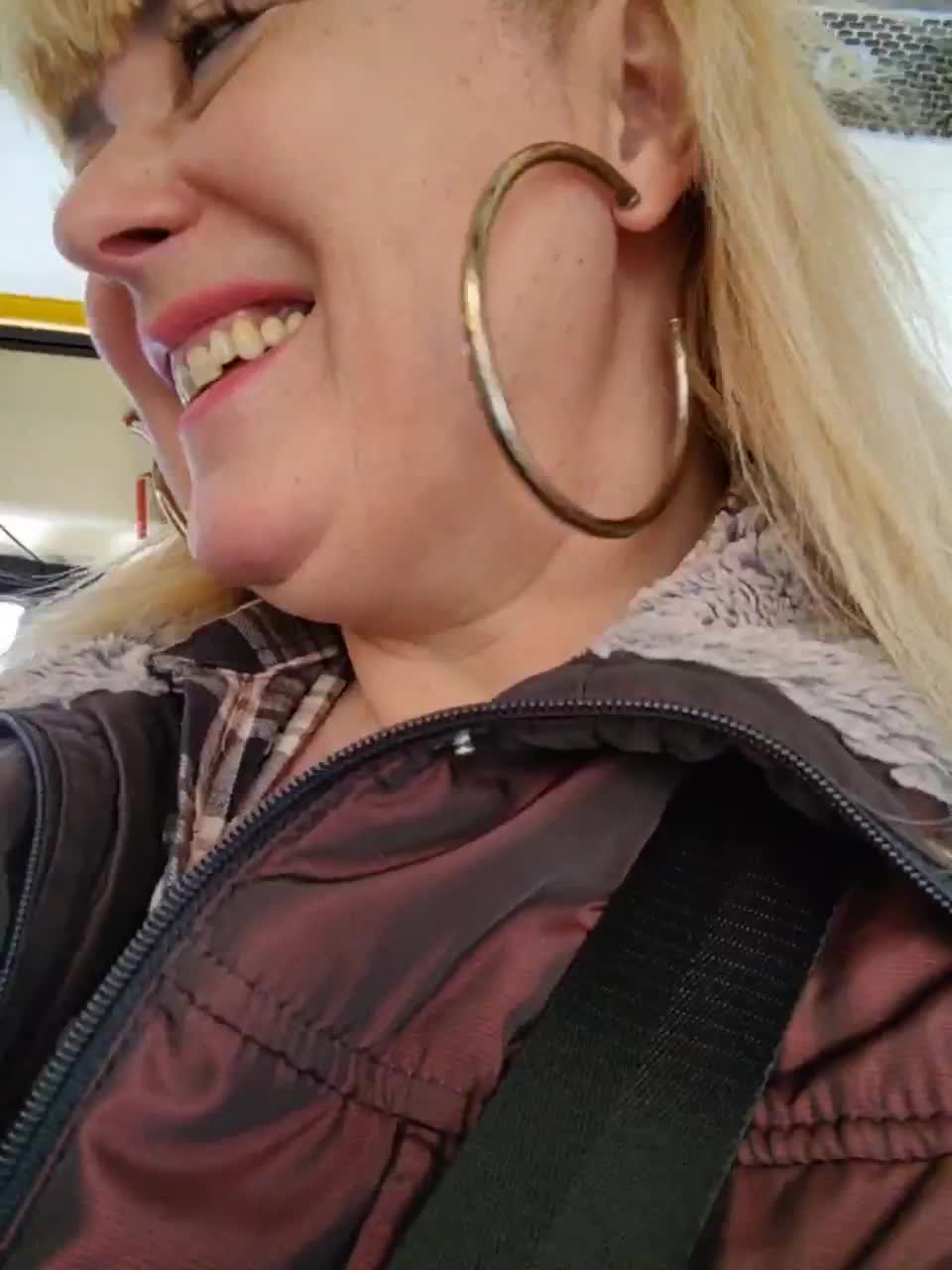 View or download file janna37 on 2023-02-25 from bongacams