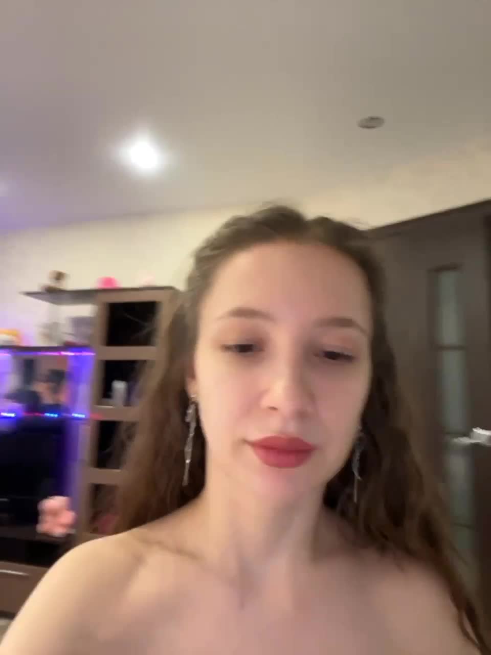 View or download file katrinnna on 2023-02-25 from bongacams