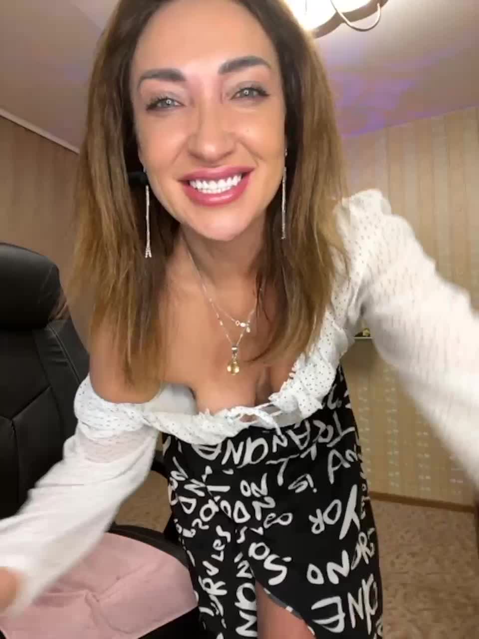 View or download file stella888 on 2023-02-25 from bongacams