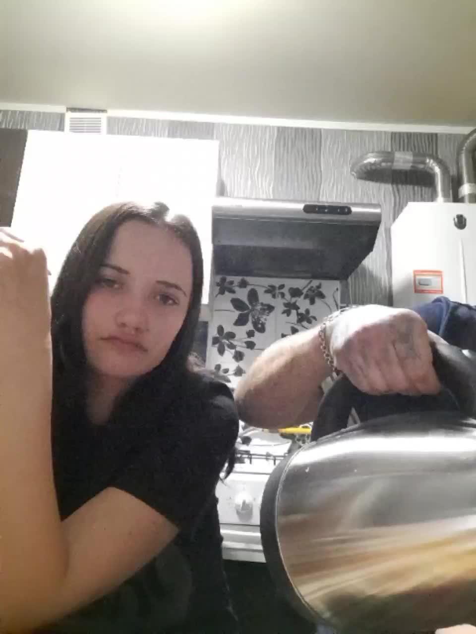 View or download file 69pussykiss69 on 2023-02-26 from bongacams