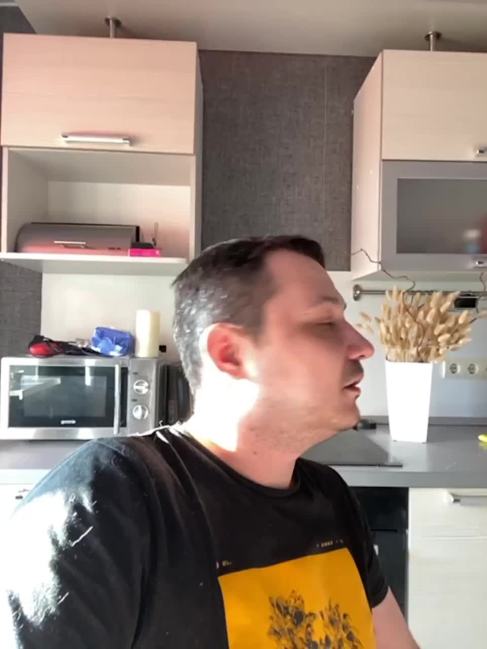 View or download file banana_peach on 2023-02-27 from bongacams