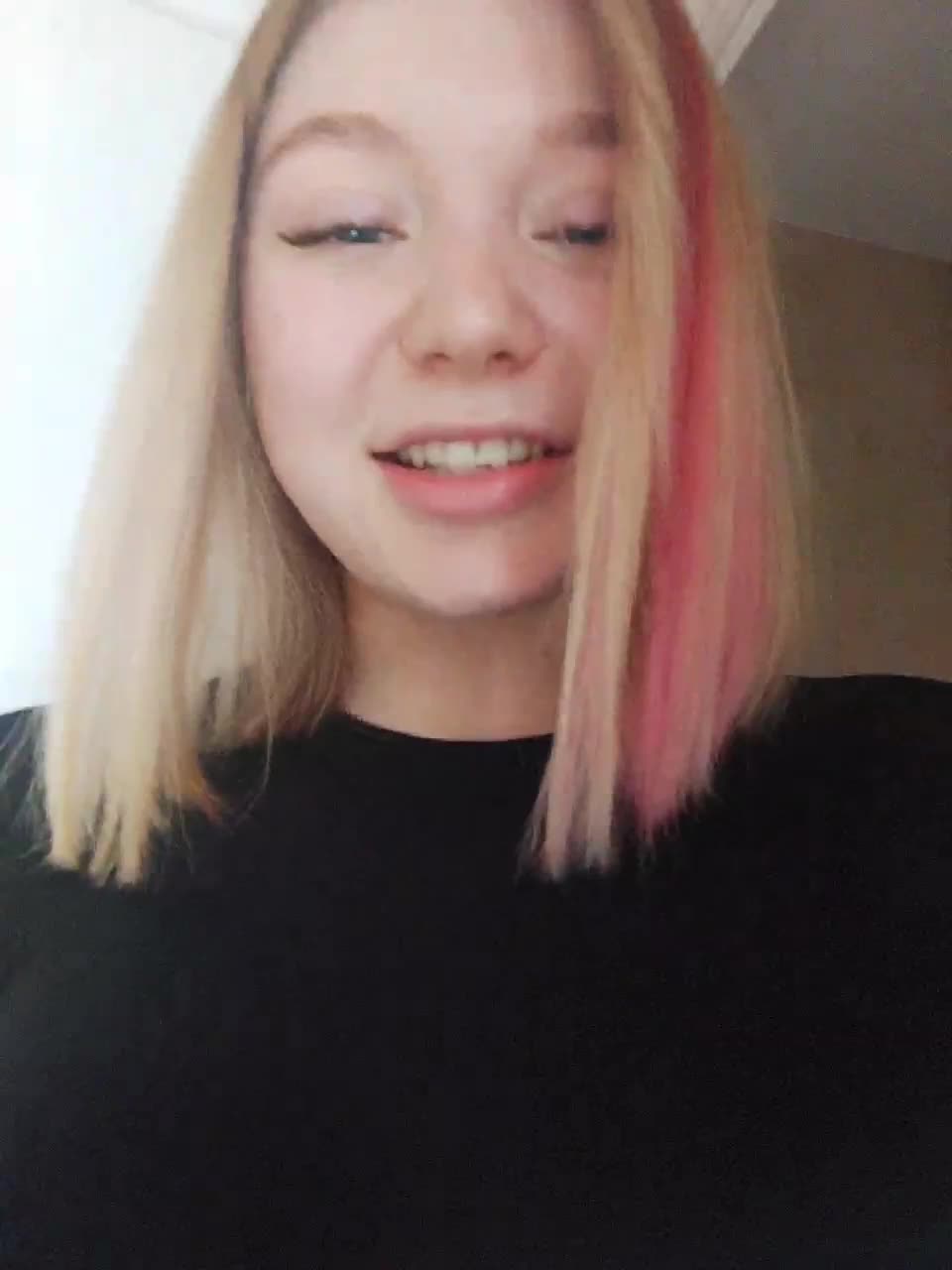 View or download file isabellast on 2023-02-28 from bongacams