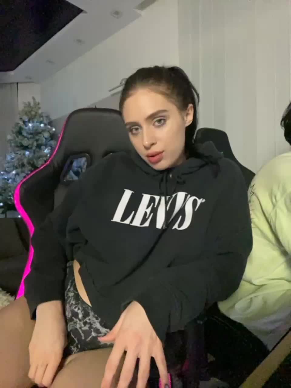 View or download file partynextnext on 2023-02-28 from bongacams