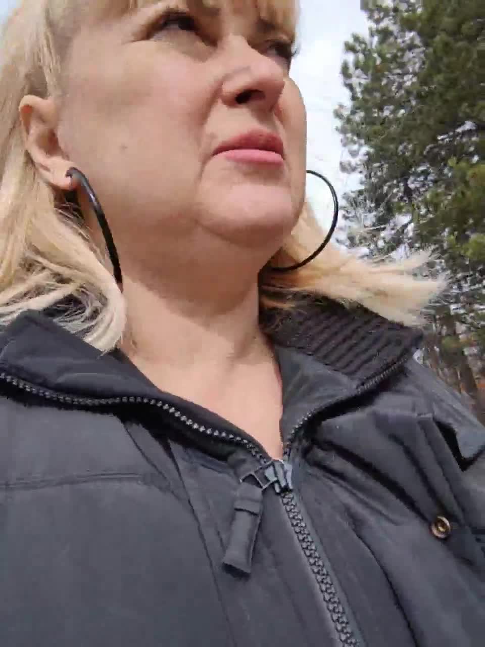 View or download file janna37 on 2023-03-01 from bongacams