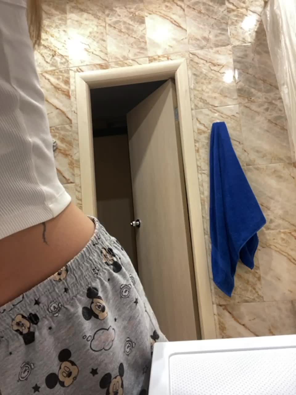 View or download file sandra_18 on 2023-03-01 from bongacams