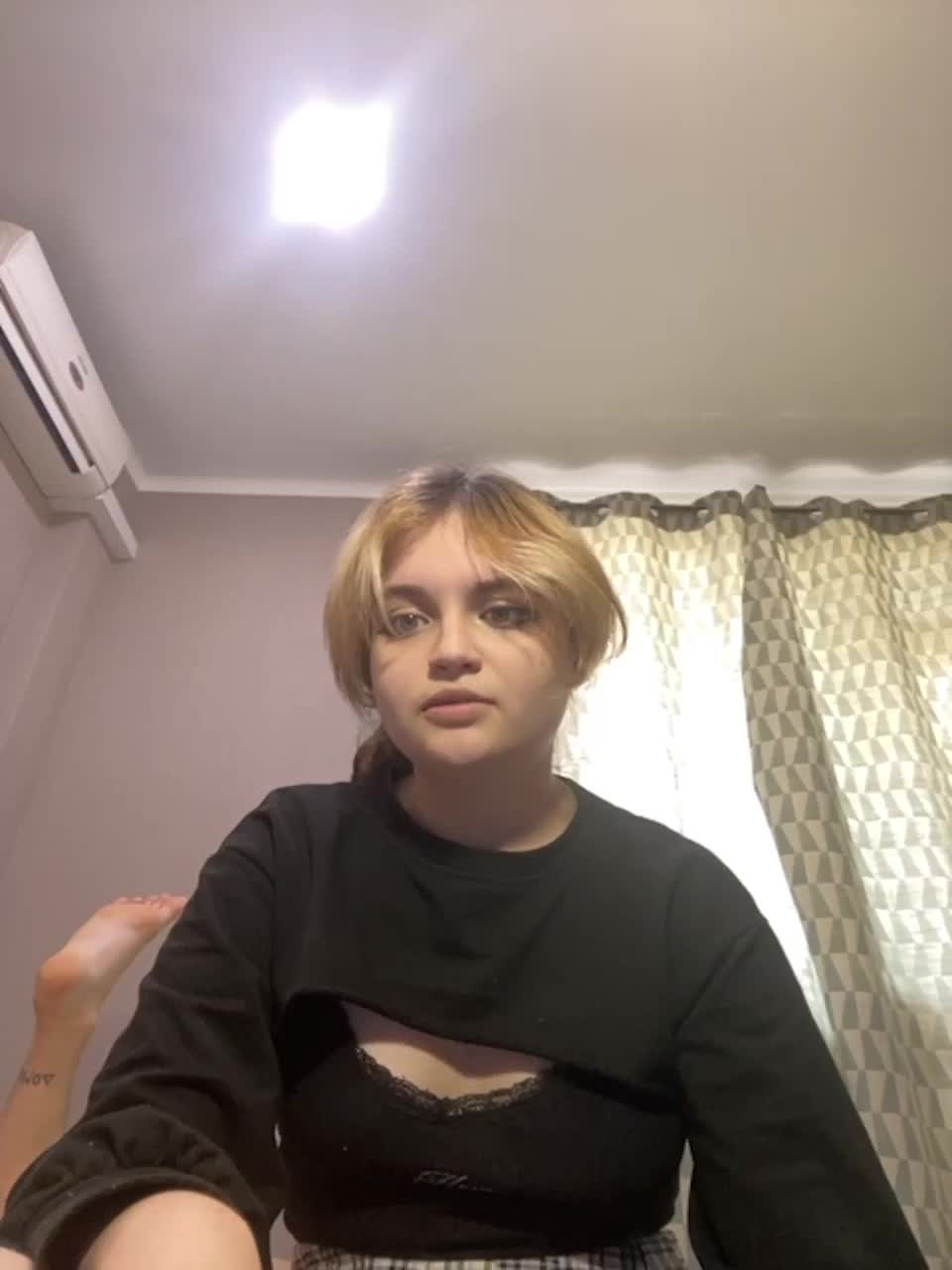 View or download file disexyy on 2023-03-02 from bongacams