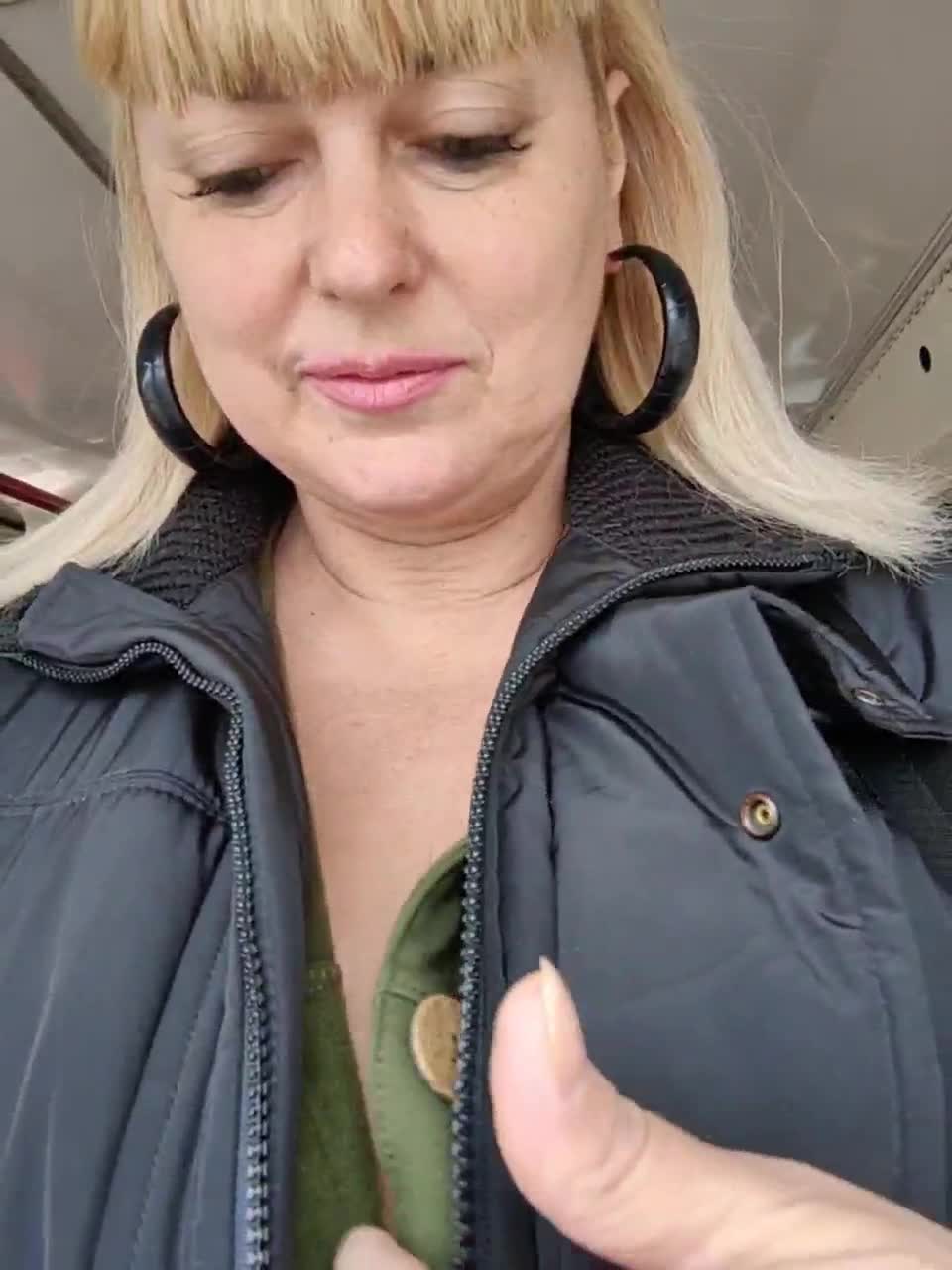 View or download file janna37 on 2023-03-02 from bongacams