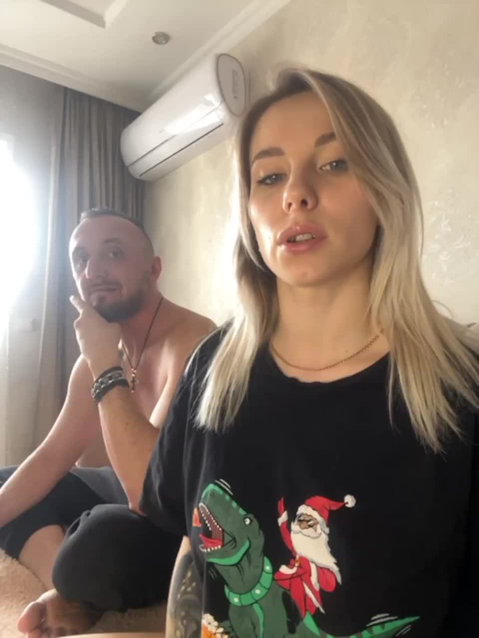 View or download file vik1one1 on 2023-03-03 from bongacams