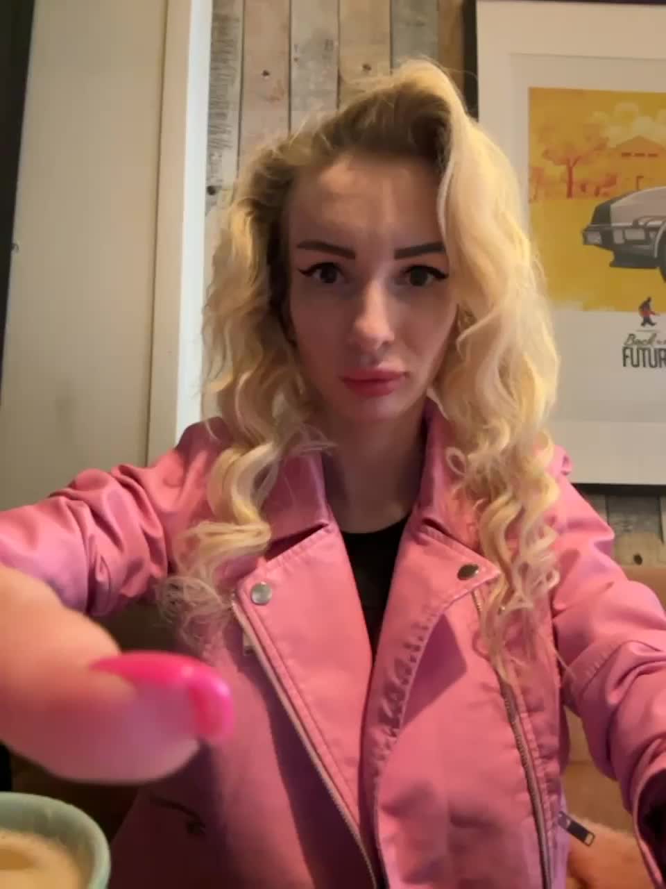 View or download file goldpussy69 on 2023-03-05 from bongacams