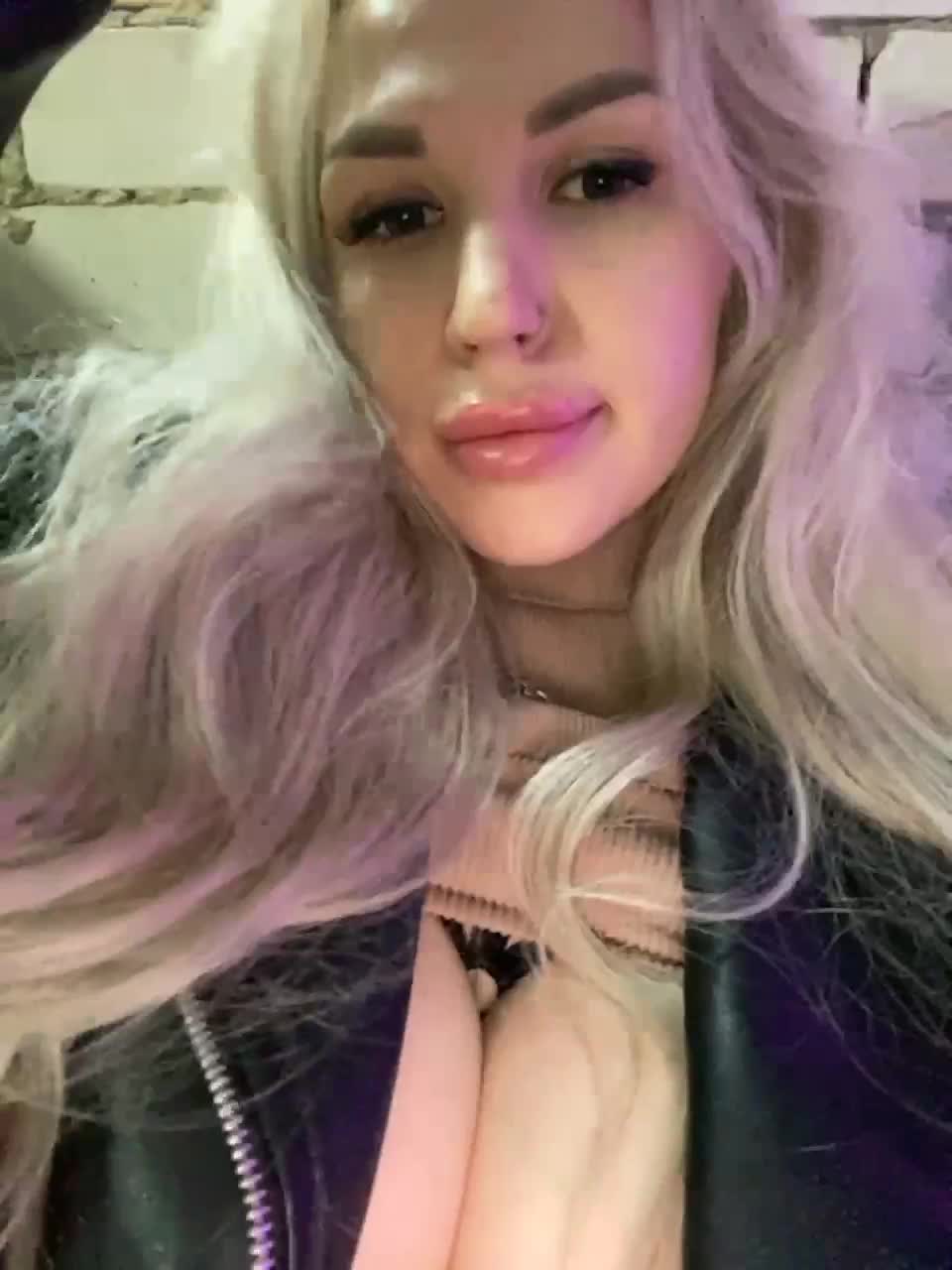 View or download file succubz on 2023-03-05 from bongacams