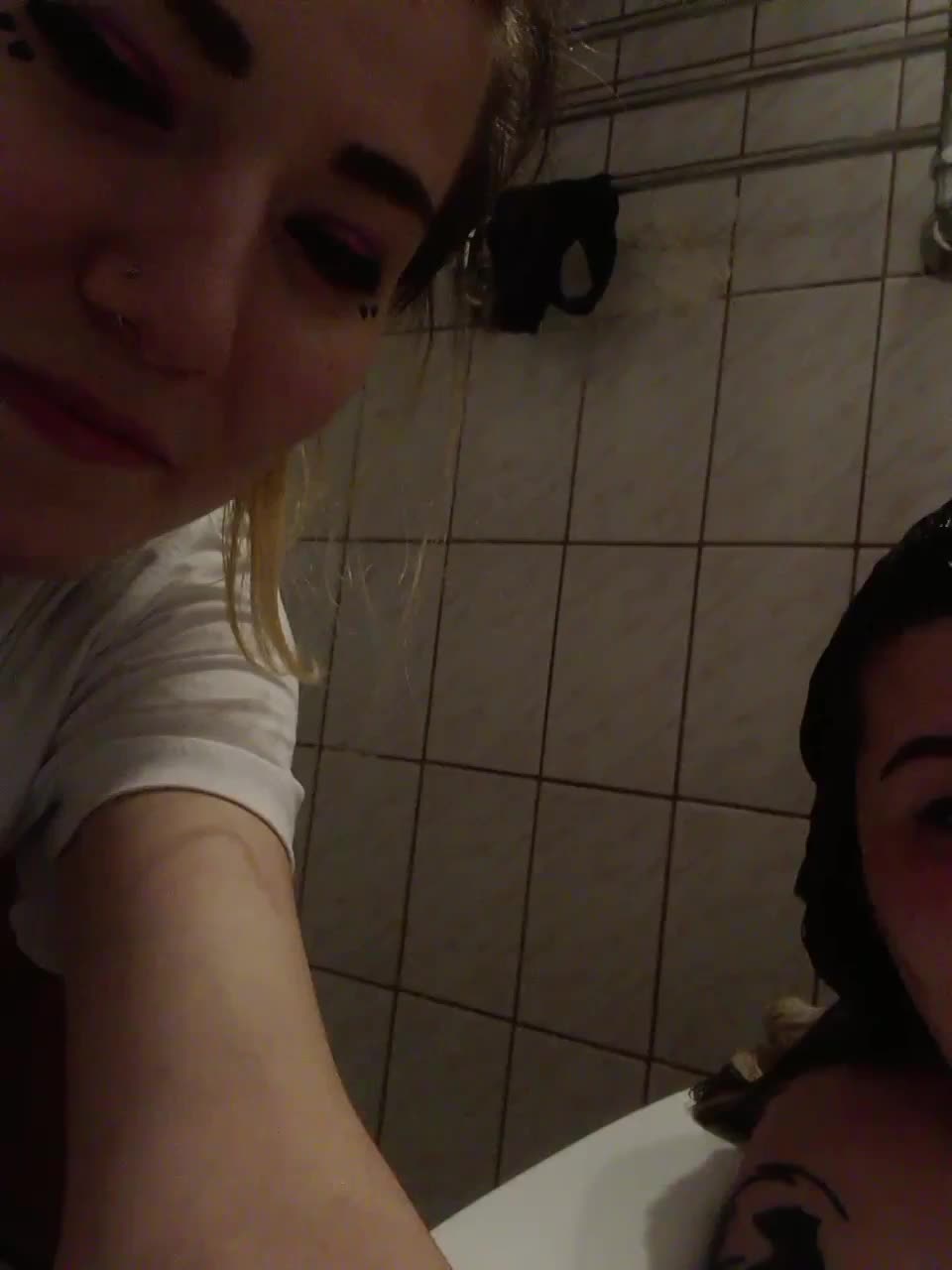 View or download file dvebarbigirls on 2023-03-07 from bongacams